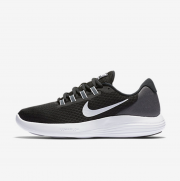 Nike Lunar Converge Damen Sneaker f&uuml;r 49,47&euro; anstatt 70&euro;