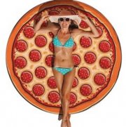 Strandbadetuch mit coolem Pizzaprint jetzt nur 7,14 Euro bei gearbest
