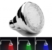 LED Duschkopf mit Farbwechsel in 3 Farben nur 1,00 Euro inklusive Versand bei Ebay