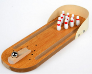 Mini-Kegelbahn / Bowlingbahn aus Holz mit Gutscheincode nur 2,81 Euro inkl. Versand bei Gamiss