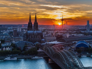 2 bis 4 Tage K&ouml;ln f&uuml;r 2 Personen im 4* Hotel in unschlagbarer Lage mitten im Zentrum inkl. Fr&uuml;hst&uuml;ck