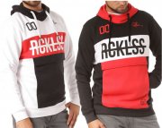 2 St&uuml;ck YOUNG & RECKLESS Strike Thru Herren Hoodies aus Baumwolle