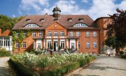 2 &Uuml;N/F f&uuml;r 2 Personen im Schlo&szlig;hotel Basthorst Mecklenburg bei Groupon f&uuml;r 235&euro;statt 435&euro;