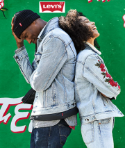 End of Season Sale bei Levis mit bis zu 50 % Rabatt
