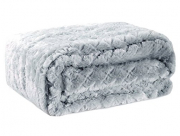 Superflauschige Kuscheldecke von Sable 150 x 200 cm mit Gutscheincode nur 16,99 Euro 