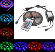 5 Meter LED Strip mit Fernbedienung und 5 Modi nur 7,75 Euro inkl. Versand bei Tomtop