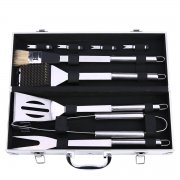 Grillbesteck Koffer bei@amazon - 16,99&euro;