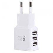 2A 3 USB Ports Travel Charger Adapter f&uuml;r 1,66 bei Gearbest