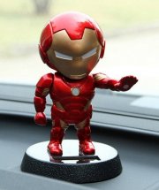 Cooler &bdquo;Wackeldackel&ldquo; als Iron Man f&uuml;r nur f&uuml;r 3,70 Euro