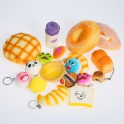 10 (oder mehr) St&uuml;ck Squishy Charms Schl&uuml;sselanh&auml;nger