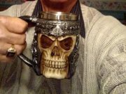 3D Totenkopf Krug Wikinger aus Edelstahl 350ml @TomTop