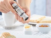 2in1-Mini-Salz- und Pfefferm&uuml;hle aus Edelstahl mit 2 Keramikmahlwerken