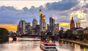 3 bis 4 Tage St&auml;dtetrip nach Frankfurt: 4* Superior Hotel im Zentrum f&uuml;r 2 Personen inkl. Fr&uuml;hst&uuml;ck