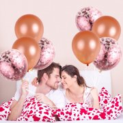 30 Ballons, 2 verschiedene Farben, 20 Ros&eacute;gold-Konfettipapier und 10 Ros&eacute;goldballons