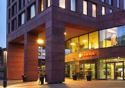 4* RAMADA Hotel Hamburg City Center + Stadt- & Hafenrundfahrt schon ab 119&euro;