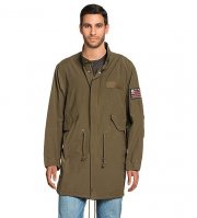 Bis zu 70% auf True Religion z.B. Parka nur 149&euro; statt 279,90&euro;