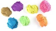 Kinetic &bdquo;Space&ldquo; Sand in verschiedenen Farben f&uuml;r 7,38&euro;