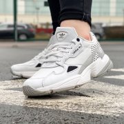 Adidas Originals Falcon EF4983 Textil Leder Sneaker 