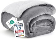 Bedsure Sherpa Kuscheldecke (150x200cm) f&uuml;r nur 11,99&euro; bei Amazon
