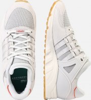 Bis zu 50% Extra Rabatt auf reduzierte Sneaker + gratis Versand
