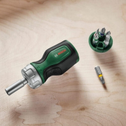 Bosch Stubby Ratschenschraubendreher mit 6-teiligen Bit Magazin