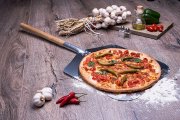 culinario Alu Pizzaschaufel mit Holzgriff bei Amazon f&uuml;r 15,49&euro;