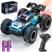 DEERC 1:16 4WD RC Ferngesteuertes Offroad Fahrzeug mit Musik, LED Licht & Spr&uuml;hfunktion