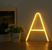 Deko Highlight: Beleuchtete LED Buchstaben im XXL Format nur 5,38&euro; inkl. Versand statt 9,05&euro;