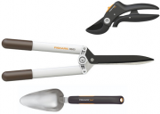 Fiskars Gartenset mit HS53 Heckenschere, P55 Gartenschere & Xact Blumenkelle