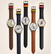 Fossil x Disney Uhr 3-Zeiger-Werk Special Edition Lederarmband (z.B. Mickey, Minnie, Donald)
