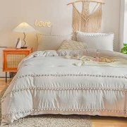 Freyamy Boho Bettw&auml;sche 135x200 mit Pompons f&uuml;r nur 12,99&euro;
