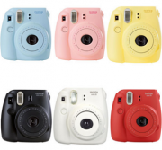 Fujifilm Fuji Instax Mini 8 Sofortbildkamera in verschiedenen Farben f&uuml;r 45,95 Euro inkl. Versand