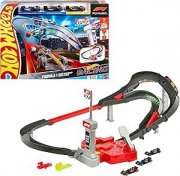 Hot Wheels Formel 1 Rennstrecke mit 3 Autos im Angebot