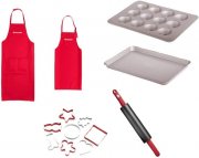 KitchenAid Family Back Set mit Teigrolle, Sch&uuml;rzen, Muffinform, Backblech und Ausstechformen