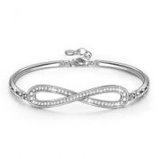 LADY COLOUR "Unendlichkeit" Gold &uuml;berzogenes Armband m. Kristallen von SWAROVSKI f&uuml;r 15,99&euro;