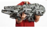 Lego Star Wars: Millennium Falcon Ultimate Collector Series f&uuml;r 800&euro; - Lego-Set mit 7541 Teilen