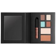 Lip, Eye + Face Palette Wanderlust Make-up Set bei@Douglas - 7,99&euro;