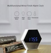 Multifunktions-Wecker mit spiegelnder Oberfl&auml;che f&uuml;r 13,19&euro;