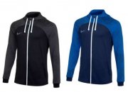 Nike Dri-FIT Strike Track Kapuzenjacken
