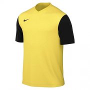 Nike Herren T-Shirt (Gr&ouml;&szlig;e L) f&uuml;r nur 11,90&euro; bei Amazon