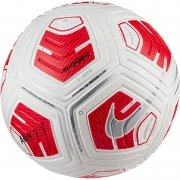Nike Strike Team Fu&szlig;ball (Gr&ouml;&szlig;e 5) f&uuml;r nur 15&euro;