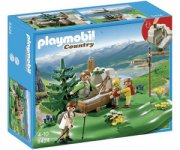 Playmobil Wanderer bei der Gebirgsquelle