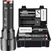 REHKITTZ LED Taschenlampe 3300 Lumen + 26650 Lithiumakku + Ladeger&auml;t und Koffer