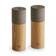 Salz & Pfefferm&uuml;hle 2er Set aus Eichenholz & Beton f&uuml;r 39,92&euro; statt 49,90&euro;