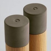 Salz & Pfefferm&uuml;hle 2er Set aus Eichenholz & Beton f&uuml;r 41,17&euro; statt 54,90&euro;