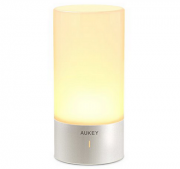 Tolle 360&deg; Tischlampe mit Farbwechsel in 3 Helligkeitsstufen von Aukey jetzt nur 11,75 Euro