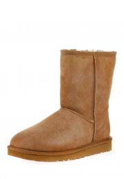 UGG Boots Classic Short chestnut f&uuml;r 109,59&euro; statt 134,39&euro;