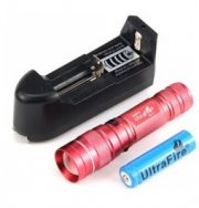 Ultrafire Taschenlampe inkl. Akku und Ladeger&auml;t f&uuml;r 3,17&euro; inkl. Versand