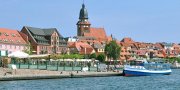 Urlaub am Yachthafen von Waren ab 129&euro;