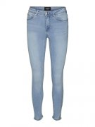 VERO MODA Jeans zum halben Preis bei Amazon